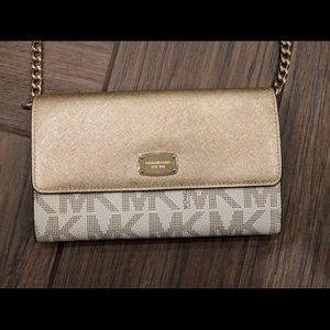 Michael Kors Convertible Wallet